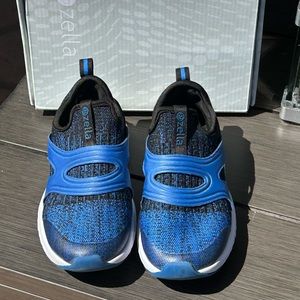 Zella Slip On Kids Sneakers 12M